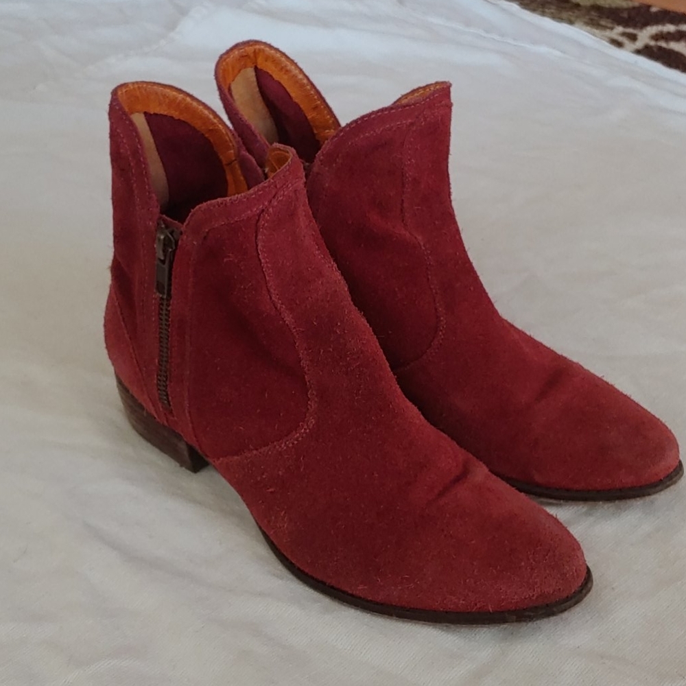 Seychelles Lucky Penny Red Ankle Boots Suede sz 8